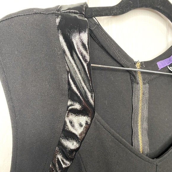 FOREVER 21 - Black Mini Dress - Picture 3 of 6